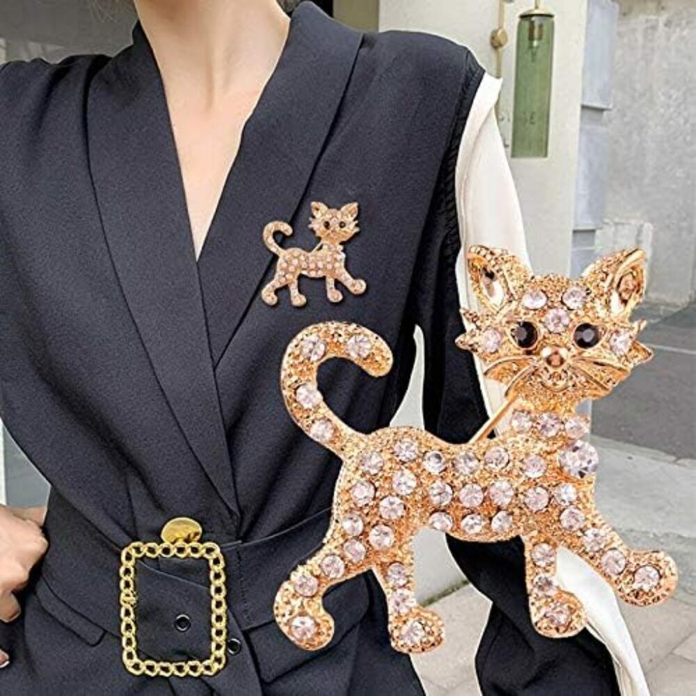 Cute Cat Brooch Pin Crystal Alloy Cat Brooch Sparkling Lucky Cat Brooch for Woma - Picture 2 of 4